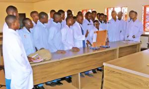 Students in Physics Lab